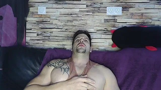 Snapshot of XxBigboybandxX chatting on March 8, 2025, 4:50 pm XxBigboybandxX online show from March 8, 2025, 4:50 pm