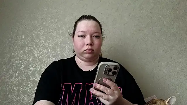 Snapshot of Blush_Lolaa chatting on June 2, 2026, 10:48 am Blush Lolaa online show from June 2, 2026, 10:48 am