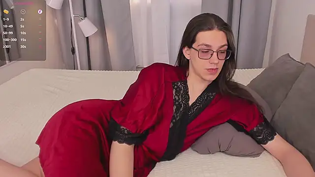 Snapshot of Alfreda_Mills chatting on February 18, 2026, 10:33 am Alfreda Mills online show from February 18, 2026, 10:33 am