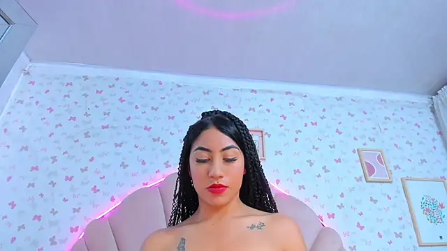 ashlyleee  online show from December 24, 2024, 3:47 pm