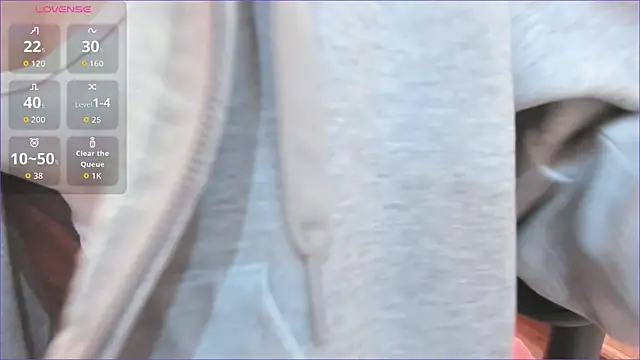 sweetiebunny22 online show from October 9, 2025, 7:31 am