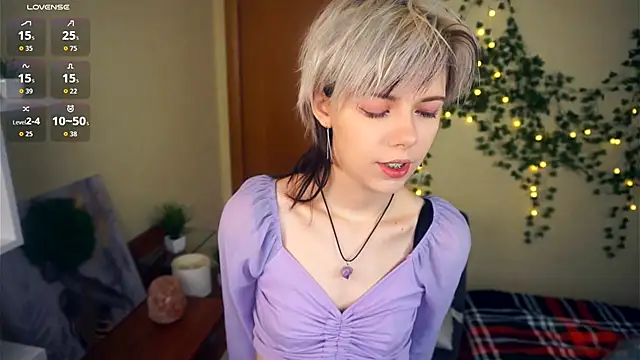 Snapshot of EngelAlman chatting on September 9, 2025, 5:28 am EngelAlman online show from September 9, 2025, 5:28 am