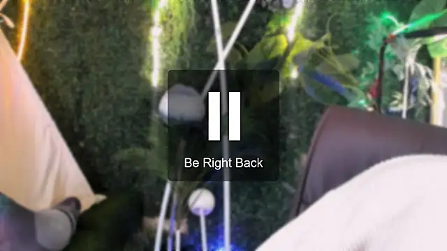 TinaDavil online show from February 26, 2025, 5:10 pm