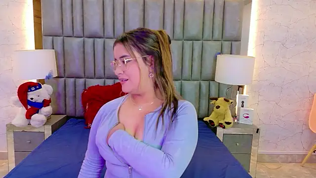 ZoehRoux online show from December 4, 2025, 4:00 am