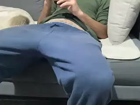 Snapshot of 4small4inchlol chatting on March 19, 2025, 8:22 pm 4small4inchlol online show from March 19, 2025, 8:22 pm