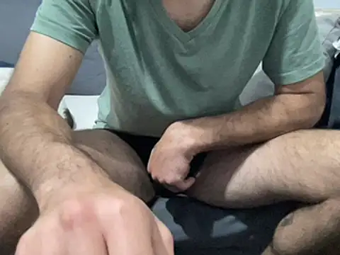 Snapshot of 4small4inchlol chatting on March 16, 2025, 11:49 am 4small4inchlol online show from March 16, 2025, 11:49 am