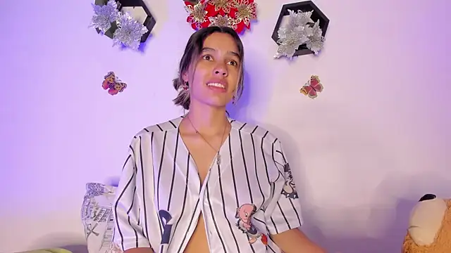 Snapshot of samara_jonness chatting on January 11, 2025, 4:48 am samara jonness online show from January 11, 2025, 4:48 am