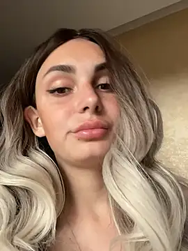 Snapshot of SandraCarter chatting on March 14, 2025, 2:08 pm SandraCarter online show from March 14, 2025, 2:08 pm