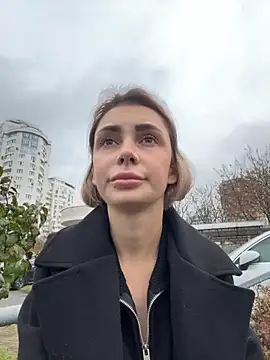 Snapshot of SandraCarter chatting on November 13, 2025, 7:01 am SandraCarter online show from November 13, 2025, 7:01 am