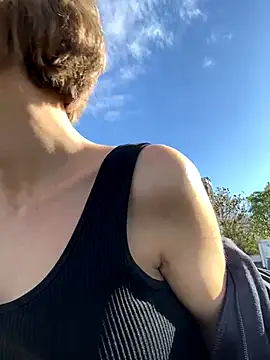 Snapshot of SandraCarter chatting on October 11, 2025, 6:14 am SandraCarter online show from October 11, 2025, 6:14 am