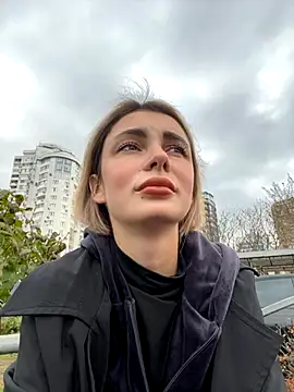 Snapshot of SandraCarter chatting on December 1, 2025, 7:42 am SandraCarter online show from December 1, 2025, 7:42 am