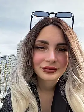 Snapshot of SandraCarter chatting on March 15, 2025, 7:09 am SandraCarter online show from March 15, 2025, 7:09 am