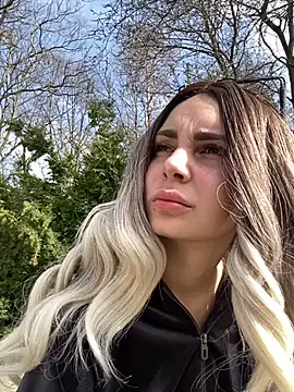 Snapshot of SandraCarter chatting on March 13, 2025, 7:09 am SandraCarter online show from March 13, 2025, 7:09 am