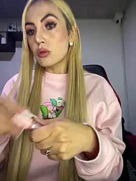 Snapshot of alicev_kitty chatting on November 13, 2025, 12:53 pm alicev kitty online show from November 13, 2025, 12:53 pm