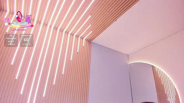 Sexy paradise18  online show from October 24, 2025, 4:22 am