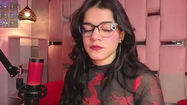 ValerieKay  online show from April 22, 2026, 1:51 pm