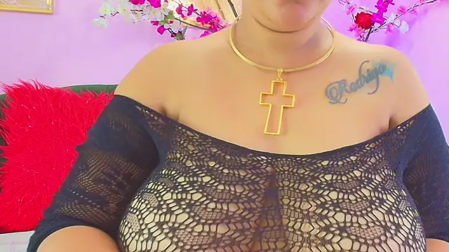 Snapshot of almendraevans chatting on November 26, 2025, 11:54 am almendraevans online show from November 26, 2025, 11:54 am