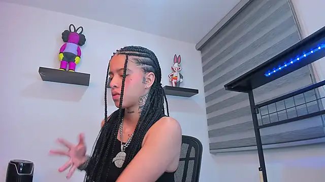 Gangster Girl online show from December 21, 2025, 4:47 am