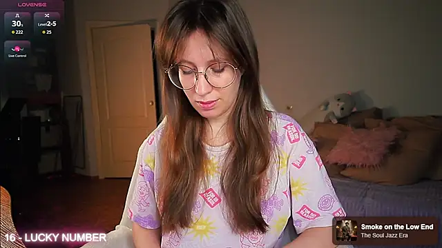 Snapshot of ms_allison_w chatting on May 17, 2026, 4:51 pm ms allison w online show from May 17, 2026, 4:51 pm
