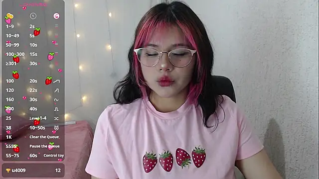 mixie cute online show from January 26, 2025, 8:45 pm