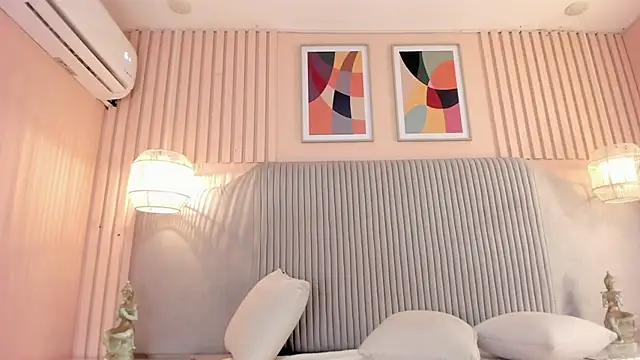 samyriverss online show from November 8, 2025, 9:46 am