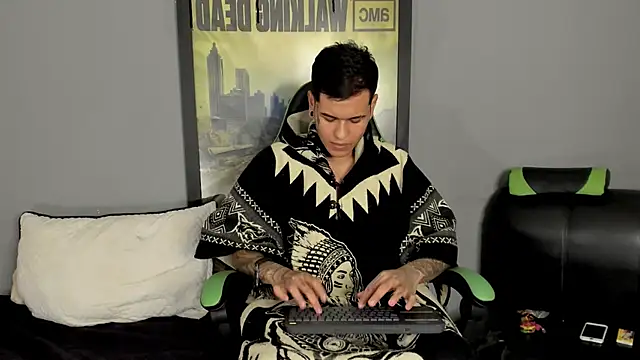 Snapshot of jamesinked_ chatting on March 19, 2025, 4:45 pm jamesinked online show from March 19, 2025, 4:45 pm