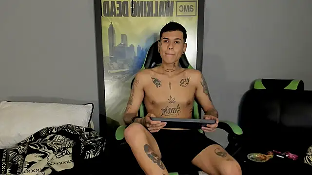 Snapshot of jamesinked_ chatting on March 16, 2025, 2:10 am jamesinked online show from March 16, 2025, 2:10 am