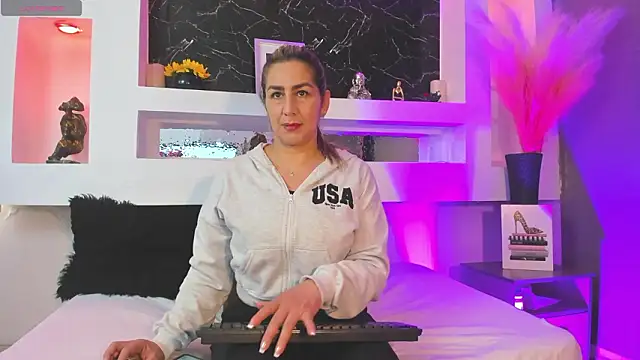 Cinthya mjs online show from March 9, 2026, 12:09 pm