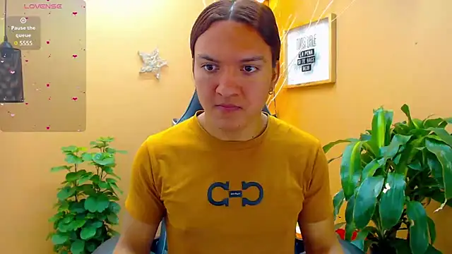 Snapshot of aslyhernandez_7 chatting on March 14, 2025, 3:36 pm aslyhernandez 7 online show from March 14, 2025, 3:36 pm