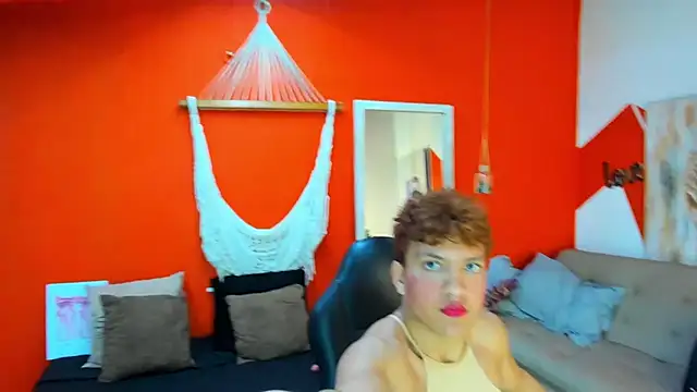 aslyhernandez 7 online show from April 20, 2026, 10:07 am