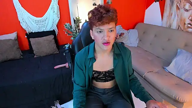 aslyhernandez 7 online show from April 18, 2026, 7:07 pm