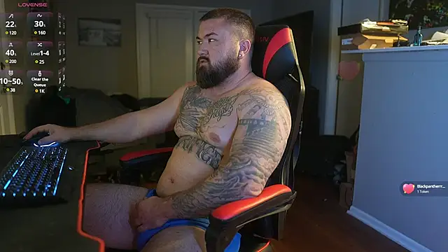 Snapshot of B_The_Creator_X chatting on March 5, 2025, 11:49 pm B The Creator X online show from March 5, 2025, 11:49 pm