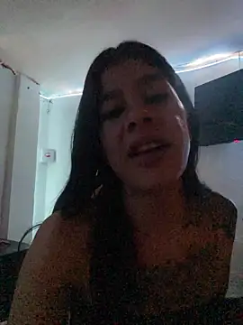 Snapshot of daniigarcia chatting on December 21, 2025, 7:37 pm daniigarcia online show from December 21, 2025, 7:37 pm