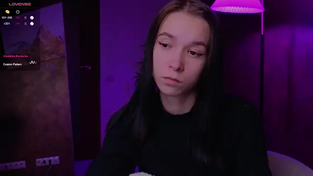 LilithStrangfor online show from September 30, 2025, 8:31 am