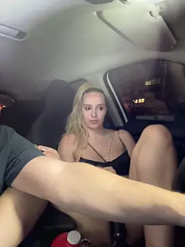 Snapshot of thats_lou chatting on January 18, 2025, 5:04 pm thats lou online show from January 18, 2025, 5:04 pm