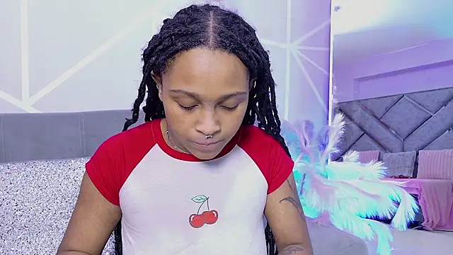 Elith noa online show from January 10, 2026, 7:20 pm