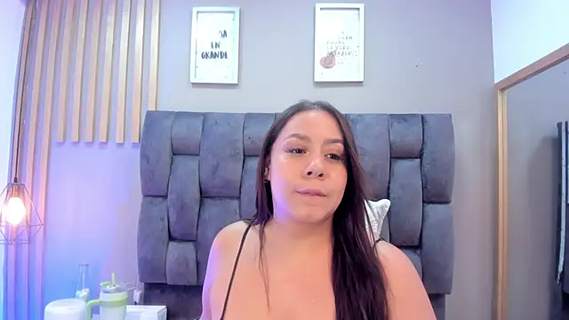 Snapshot of mariaa_fernanda chatting on May 13, 2026, 12:01 pm mariaa fernanda online show from May 13, 2026, 12:01 pm