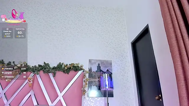 Snapshot of _miaquevedo_ chatting on December 13, 2025, 8:04 pm miaquevedo online show from December 13, 2025, 8:04 pm