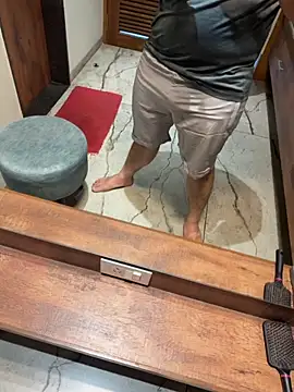 versatile guy01 online show from February 9, 2026, 10:02 am