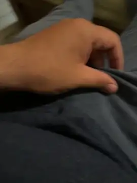 versatile guy01 online show from October 14, 2025, 6:08 pm