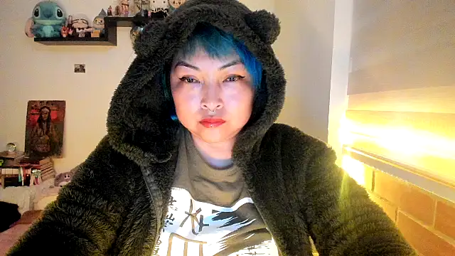 Shaddycute  online show from January 8, 2026, 12:55 pm