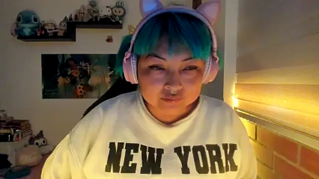 Shaddycute  online show from January 31, 2026, 7:12 pm