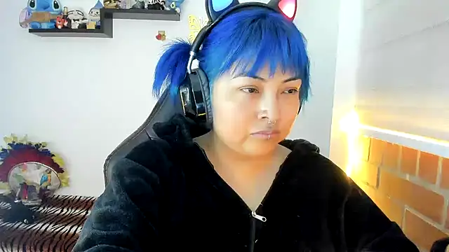 Shaddycute  online show from October 22, 2025, 3:00 pm