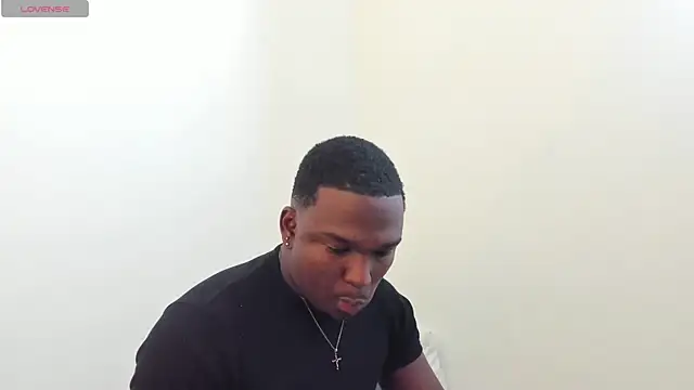 Snapshot of Troykhalil chatting on November 21, 2025, 8:52 pm Troykhalil online show from November 21, 2025, 8:52 pm