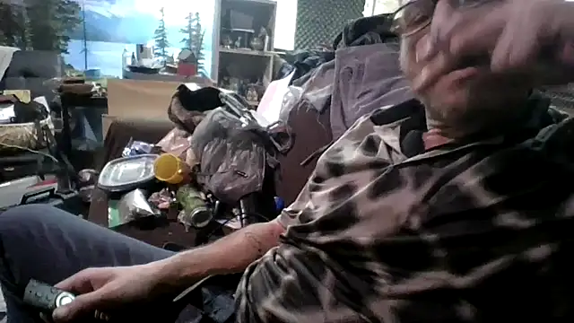 gettinit2wice online show from September 21, 2025, 11:32 pm