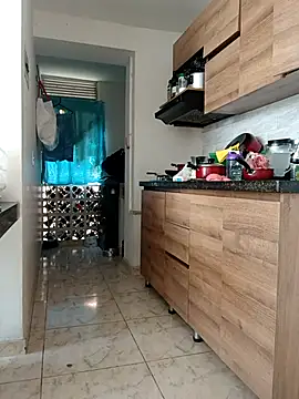 Snapshot of LEIRIS_Y_FRED_01 chatting on November 22, 2025, 2:27 pm LEIRIS Y FRED 01 online show from November 22, 2025, 2:27 pm