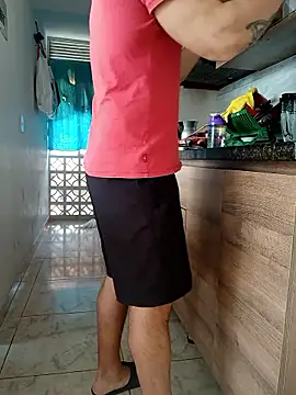 Snapshot of LEIRIS_Y_FRED_01 chatting on October 22, 2025, 1:54 pm LEIRIS Y FRED 01 online show from October 22, 2025, 1:54 pm