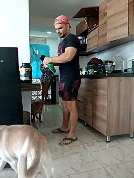 Snapshot of LEIRIS_Y_FRED_01 chatting on September 23, 2025, 1:29 pm LEIRIS Y FRED 01 online show from September 23, 2025, 1:29 pm