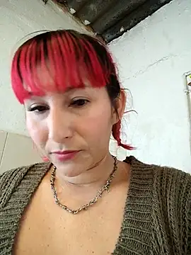 Snapshot of florecita9 chatting on July 18, 2026, 4:48 pm florecita9 online show from July 18, 2026, 4:48 pm
