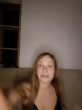 katiestevens online show from November 21, 2025, 9:36 pm